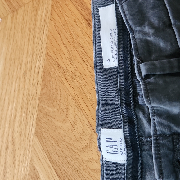 Gap Chinos - Picture 2 of 9